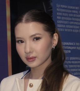 Айжан Алтынбекова