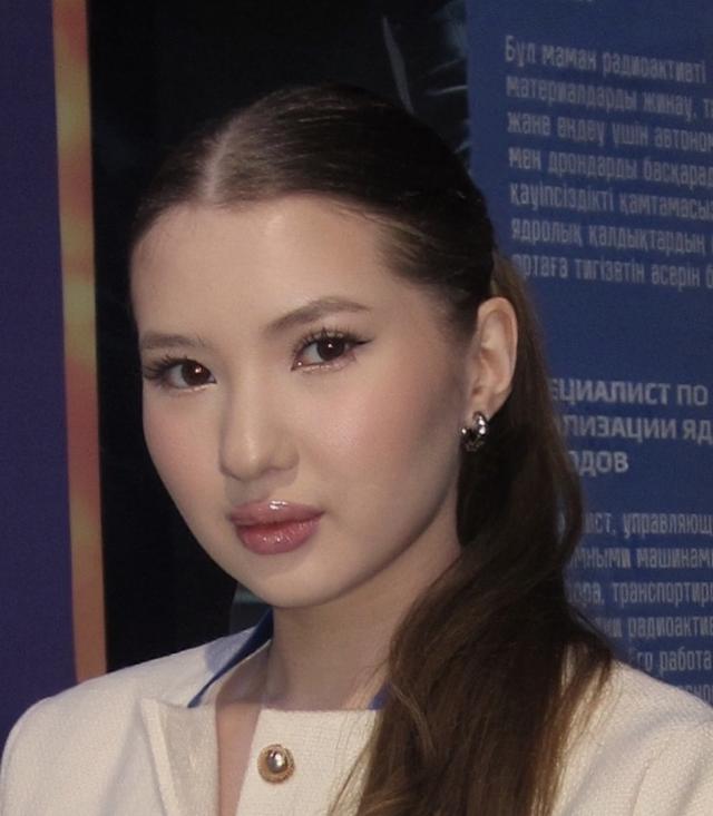 Айжан Алтынбекова